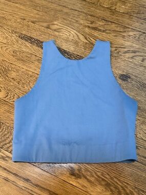 girlfriend collective blue active top size small